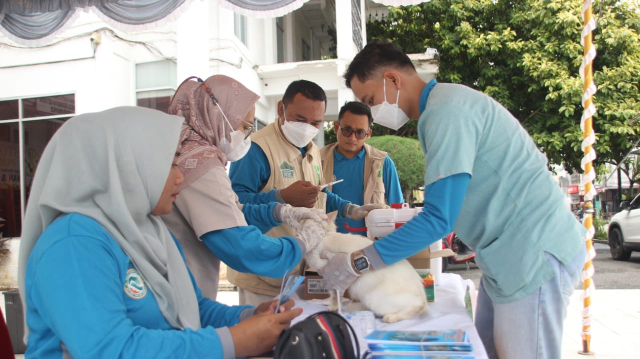 Peringati Hari Rabies Sedunia, DKPP Rohil Gelar Vaksinasi HPR Gratis ...